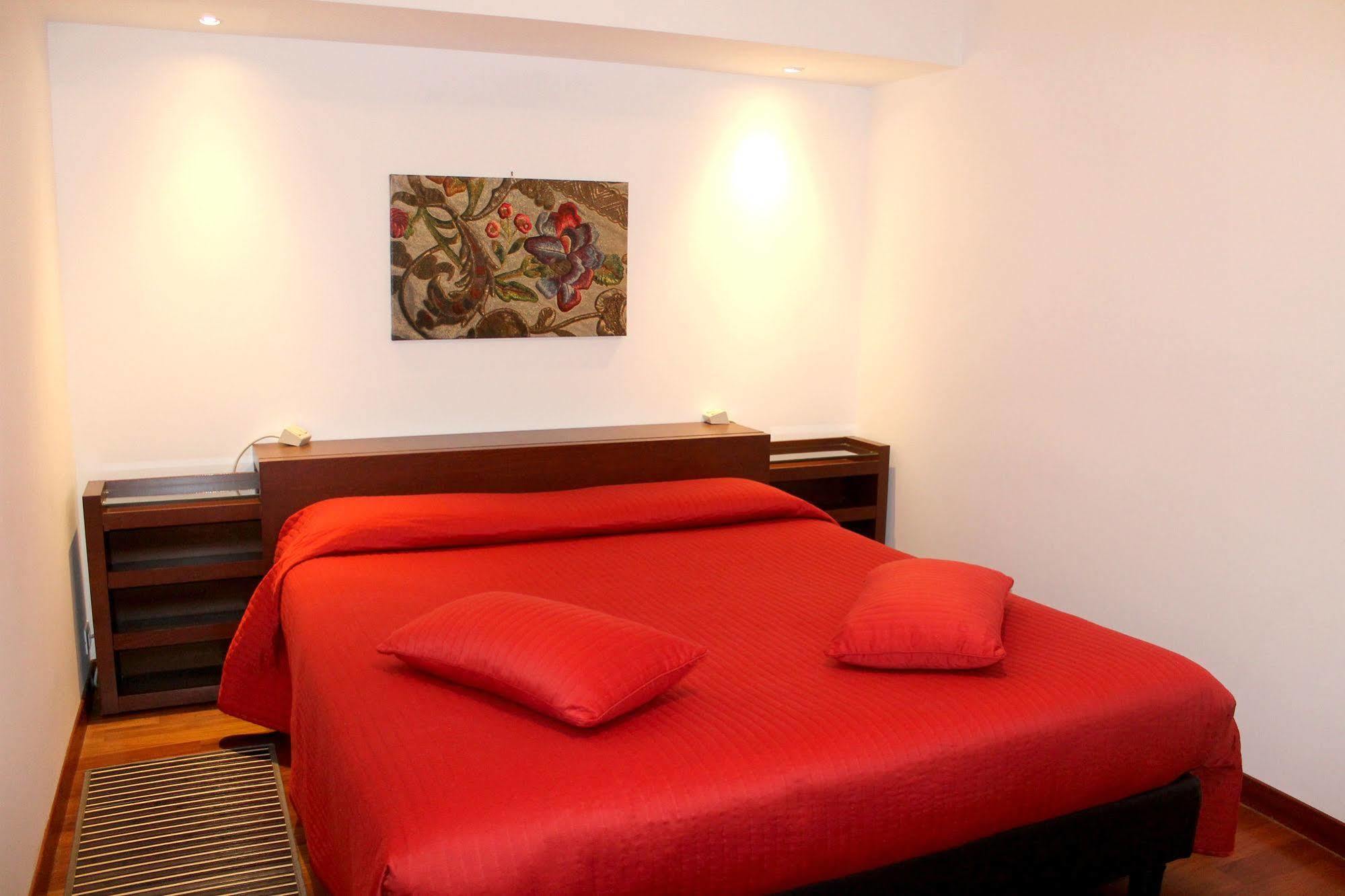 Ca' Foscolo Apart-hotel 2*